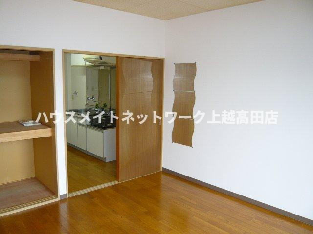 ラビットハウスムーンライトの内装|洋室（参考同型202号室室内写真）