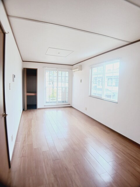 ハーバルパークの居間・リビング