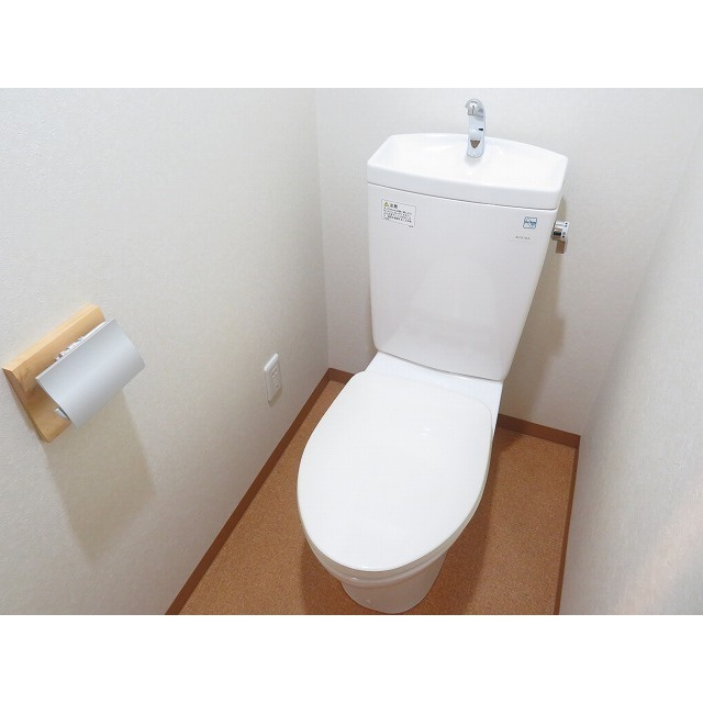 コーポＴＯのトイレ|写真は別室です。