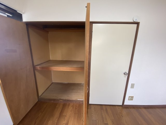 パレスウエストの収納