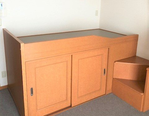 レオパレスユズキの寝室