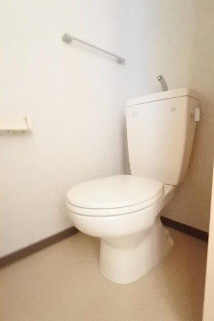 リリックコートWisteriaのトイレ