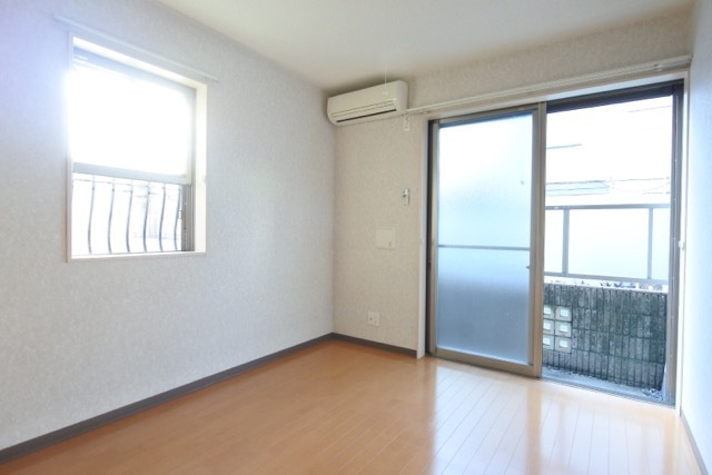 リリックコートWisteriaの居間・リビング