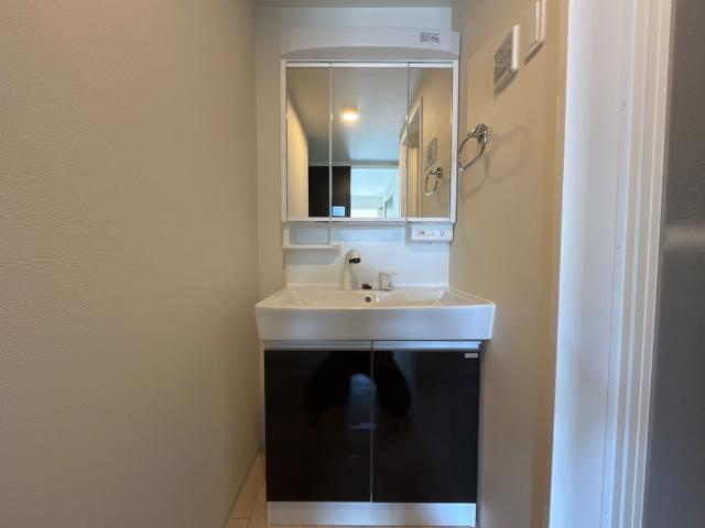 仮）館林市朝日町新築アパートの洗面所|洗面（イメージ）