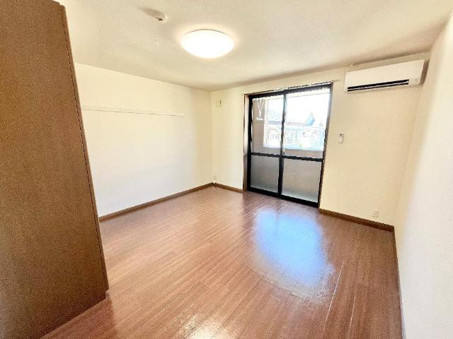 パームヒルズの内装|洋室