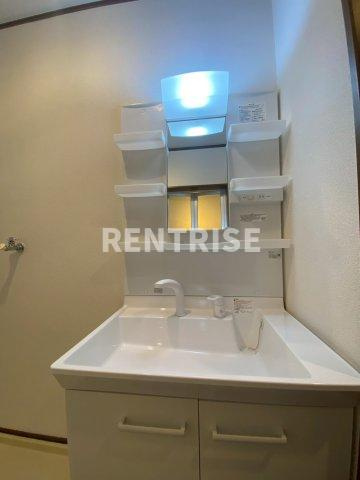 クレール嫁振Aの独立洗面台