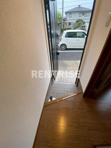 クレール嫁振Aの玄関