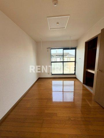 DUPLEX 国王37の居間・リビング