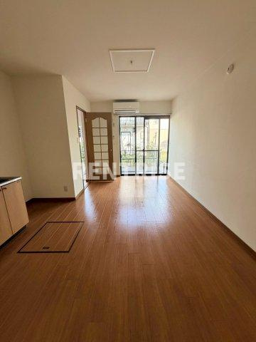 DUPLEX 国王37の居間・リビング