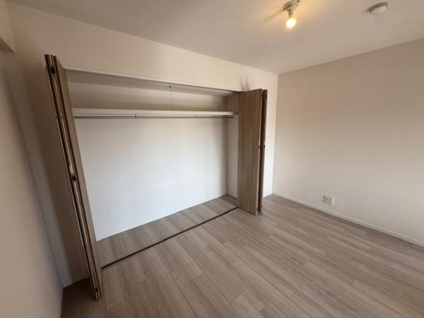 【寝室】 | ライオンズガーデン枚方