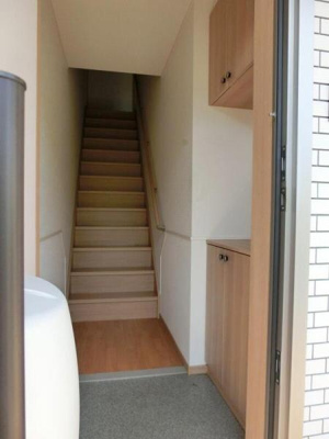 【玄関】 | ルミエール壱番館