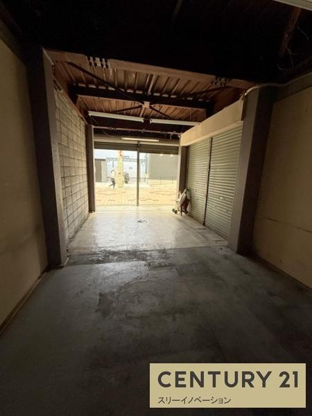 アドネスビルの内装