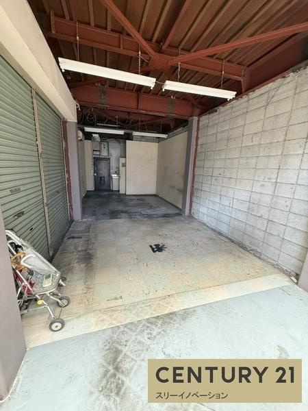 アドネスビルの内装