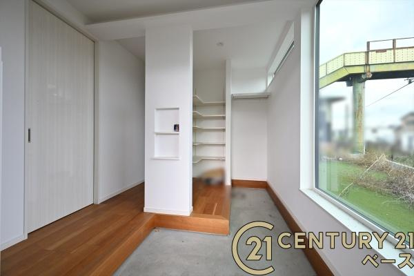 大和高田市曽大根１丁目　一戸建の玄関