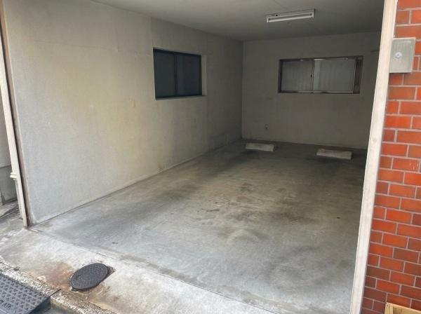 【駐車場】 | 門真市大池町　中古戸建 | こちらの画像は、AIを用いて家具を消しております。