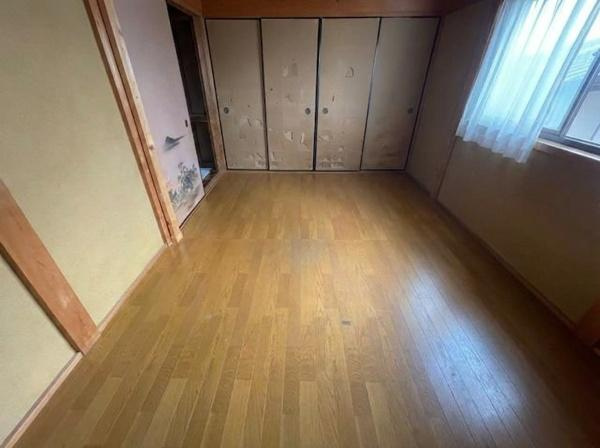 【洋室】 | 門真市大池町　中古戸建 | こちらの画像は、AIを用いて家具を消しております。