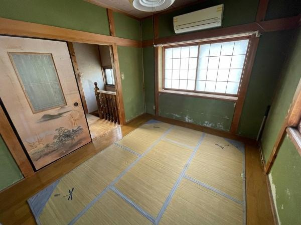 【洋室】 | 門真市大池町　中古戸建 | こちらの画像は、AIを用いて家具を消しております。