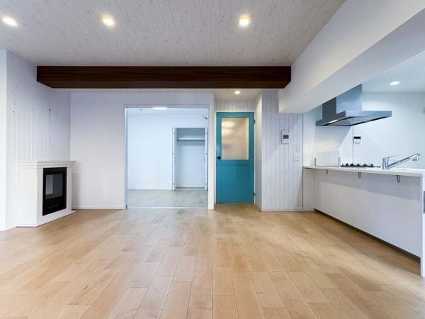 グランドメゾン鶴見の居間・リビング