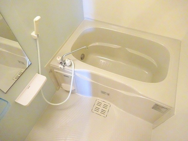 ジェントリーの浴室|お風呂で日々の疲れを落としましょう