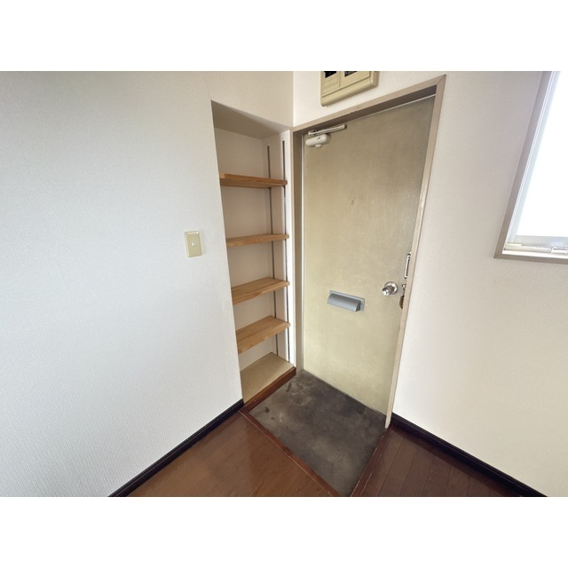 ベルメゾン緑の玄関