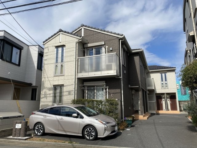 House祐天寺の外観