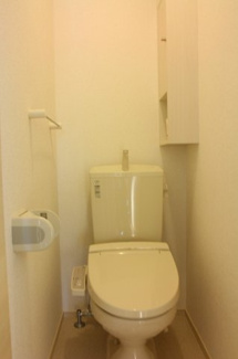 【トイレ】 | クヴェレ | トイレもきれいです