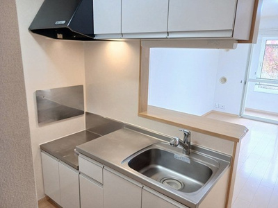 【キッチン】 | プロムナ－ドＫ | コンパクトなキッチンで掃除もラクラク