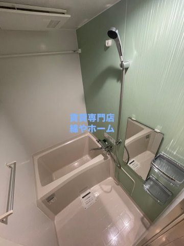 ファーストフィオーレ難波南パークサイドの浴室