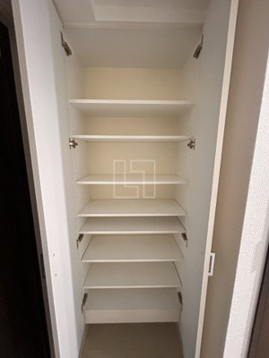 【収納】 | エスライズ本町東 | エスライズ本町東　下駄箱