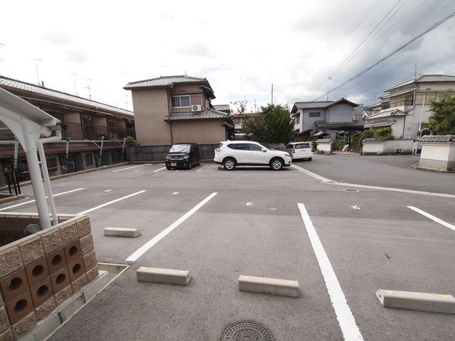 ヴィレッタの駐車場