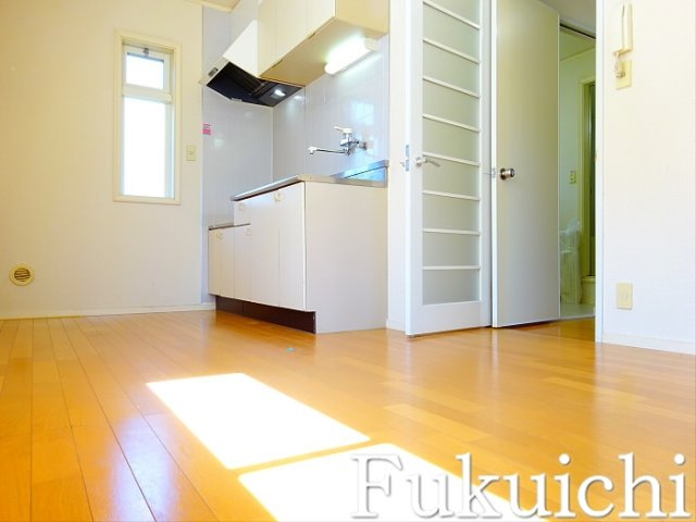 フォーレスト八雲の居間・リビング