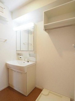 【洗面所】 | トラスト　Ⅰ | 広い洗面スペース