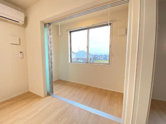 【バルコニー】 | ハイツグレース | 室内