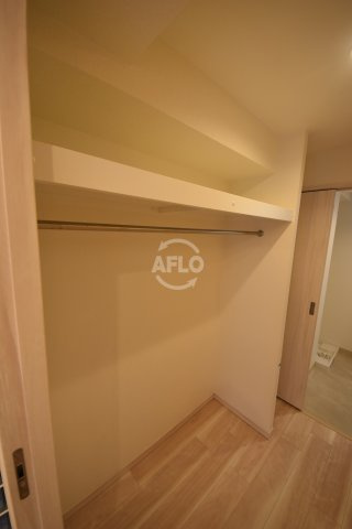 B-PROUD天満橋の収納|B-PROUD天満橋　ウォークスルークローゼット