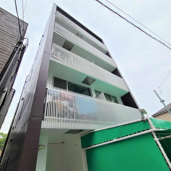 Ｉ・Ｓ・ＹＯＫＯＨＡＭＡのエントランス