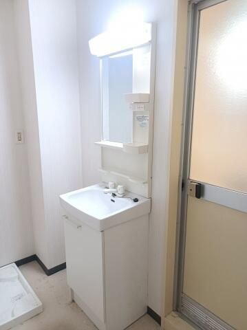 明治レジデンスの洗面所