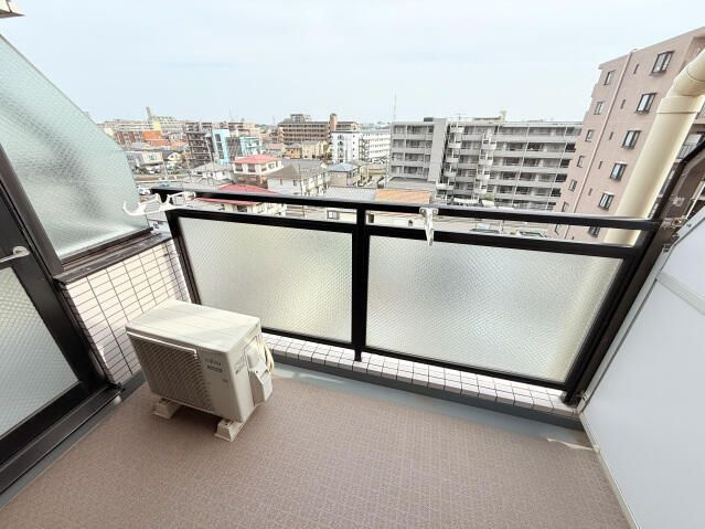 明治レジデンスのバルコニー