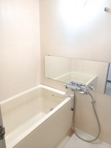 明治レジデンスの浴室