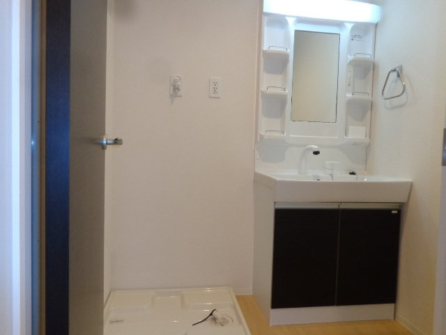 ヴァンヴールレーガの独立洗面台|洗面