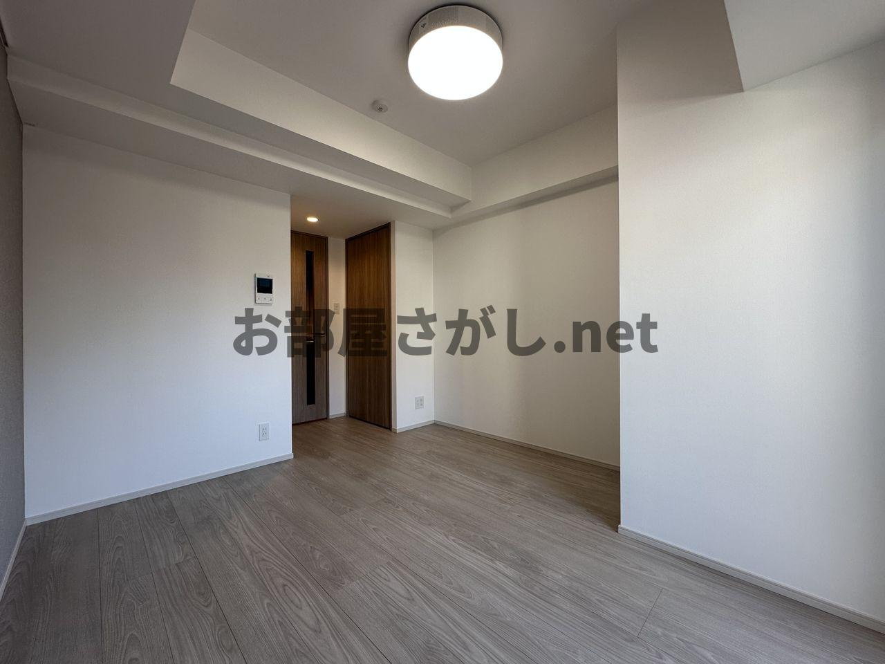 コンシェリア東京 ＜ＨＩＧＡＳＨＩＪＵＪＯ ＲＥＳＩＤＥＮＣＥ＞の居間・リビング