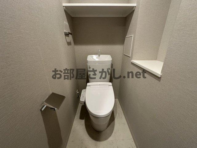 コンシェリア東京 ＜ＨＩＧＡＳＨＩＪＵＪＯ ＲＥＳＩＤＥＮＣＥ＞のトイレ