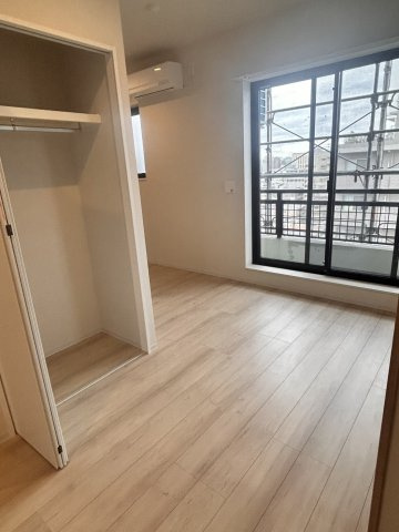 プラザ・ラ・ポールの洋室