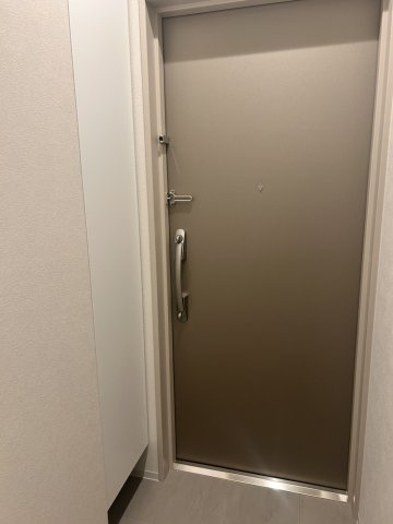 プラザ・ラ・ポールの玄関