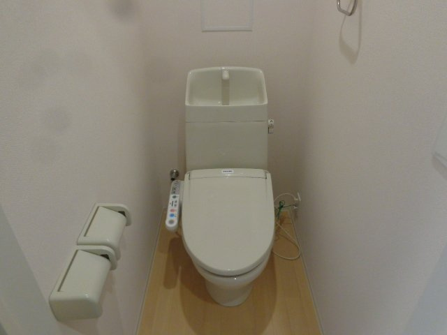 ヴァンヴールレーガのトイレ|シャワー付トイレ