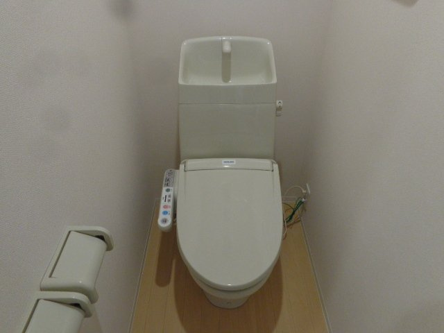 ヴァンヴールレーガのトイレ|シャワー付トイレ