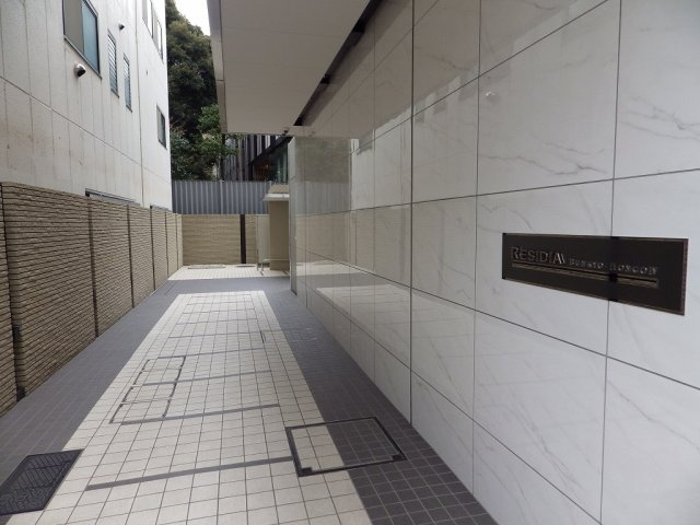 レジディア文京本郷Ⅳのエントランス