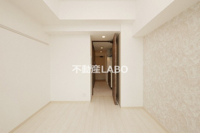 エステムコート難波サウスプレイスVIIIハイドの洋室