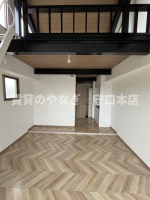 【居間・リビング】 | ライフワールド95 | ロフトも広々♪