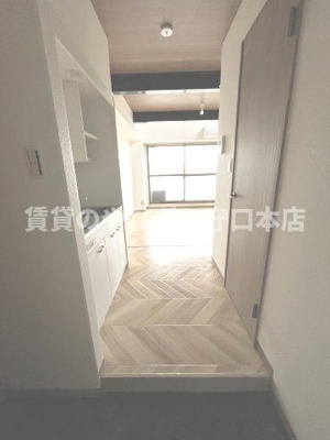 【内装】 | ライフワールド95 | 玄関入るとこんな感じです