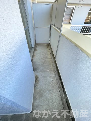 【バルコニー】 | 開放的で明るい空間を演出してくれるバルコニーです